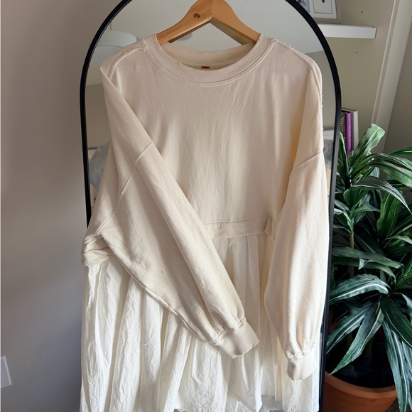 Free People - Picture 2 of 2